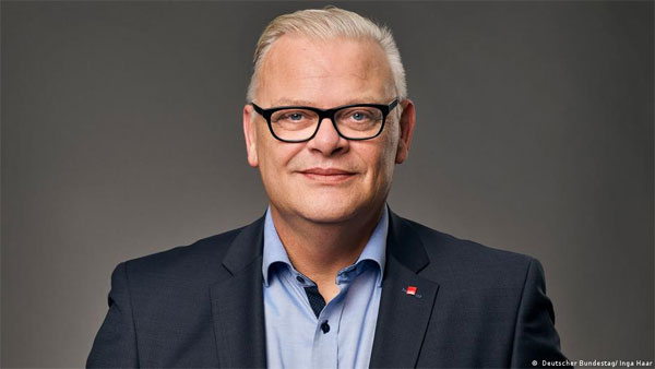 Saudi Arabia: One activist may be freed, others are detained