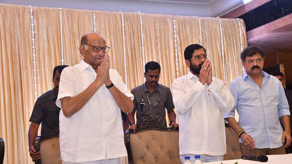 Pawar shares dais with Shinde 