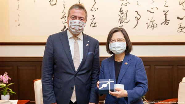 German lawmakers vow support after Communist Party Congress