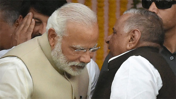 PM Modi with SP founder Mulayam Singh Yadav