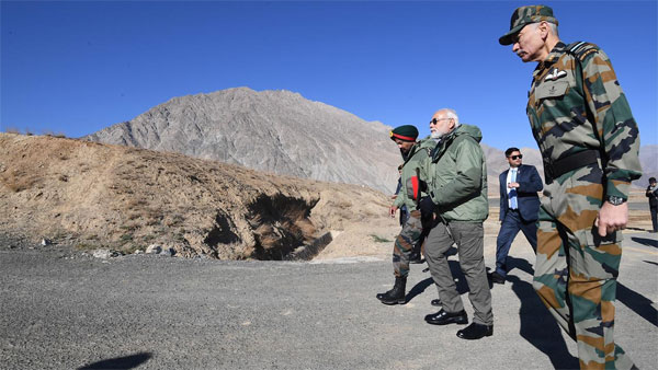 Schoolboy in 2001, Army major meets PM Modi in Kargil