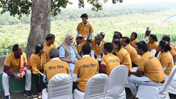 PM Modis interaction with Cheetah mitras