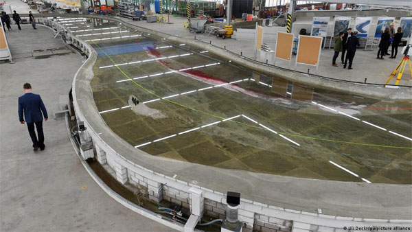 Plans to deepen Rhine hit resistance