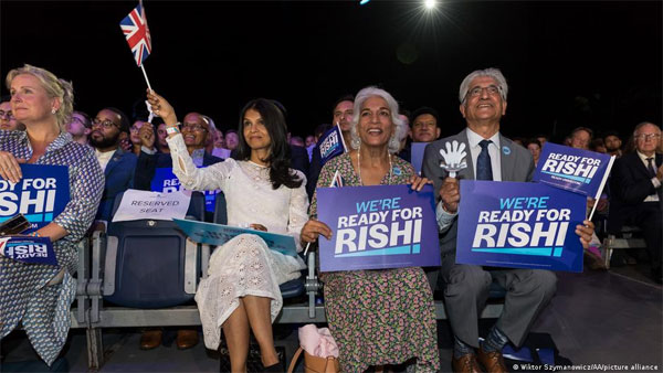 Rishi Sunak: UKs new PM embraces India connection