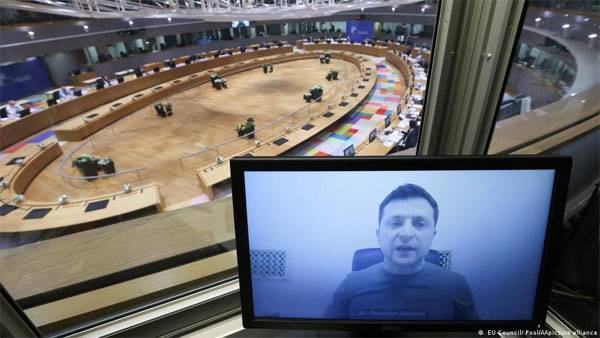 Ukraine updates: Zelensky calls for more air defense systems