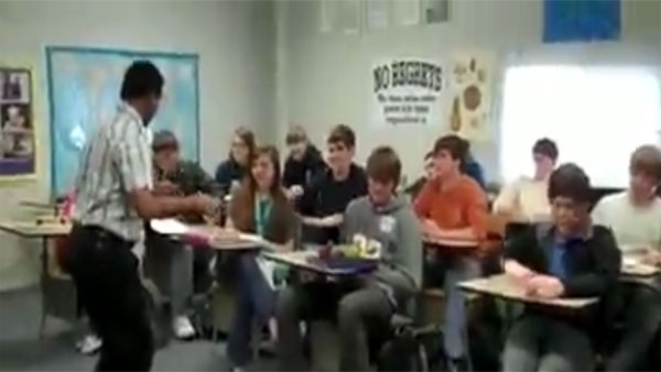 Video | Indian teachers unique way to teach maths has everyone singing! Video | Indian teachers unique way to teach maths has everyone singing!