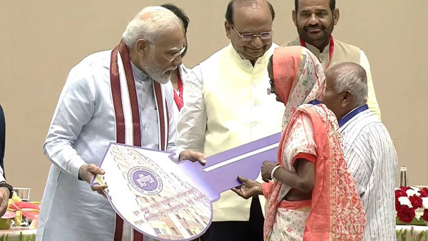 For beneficiaries of EWS flat a gift from PM Modi like none other