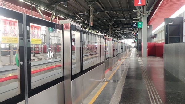 PM Modi to dedicate Mumbai Metro Line 2A and 7: Take a photo tour