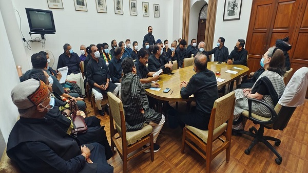 In a rare show of strength, TMC joins Rahul protest