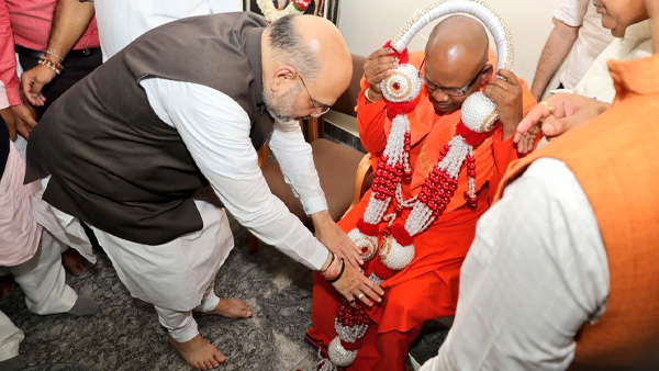 Karnataka elections 2023: The powerful mutts that can influence voters