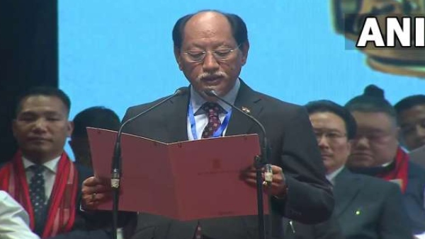 Neiphiu Rio takes oath as Nagaland CM, PM Modi attends Neiphiu Rio takes oath as Nagaland CM, PM Modi attends