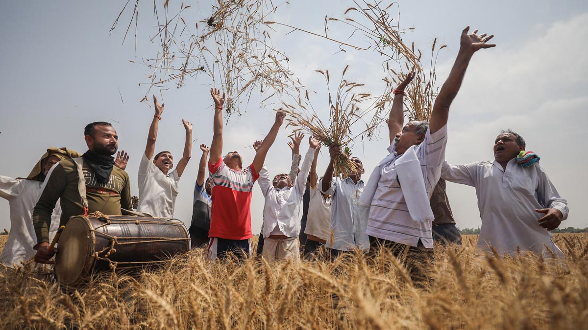 Happy Baisakhi Wishes 2023: Best Vaisakhi Wishes, Status, Messages, and Quotes to share with your family