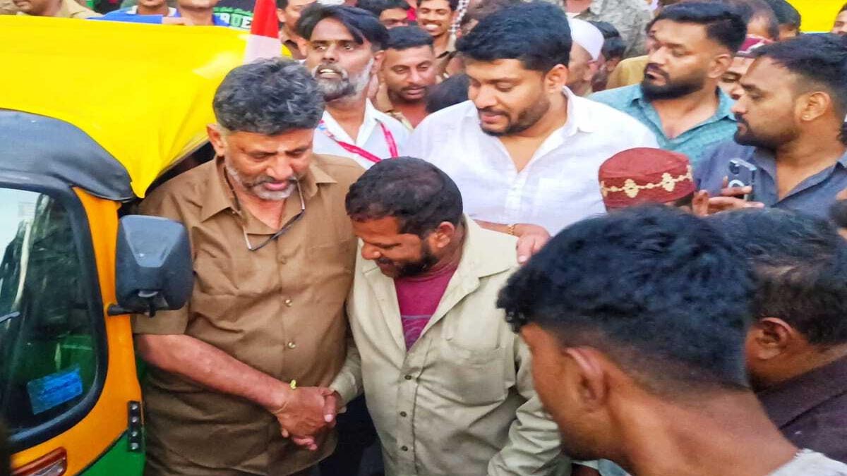 Karnataka polls: Why are parties vying for votes of autowallahs? Karnataka polls: Why are parties vying for votes of autowallahs?