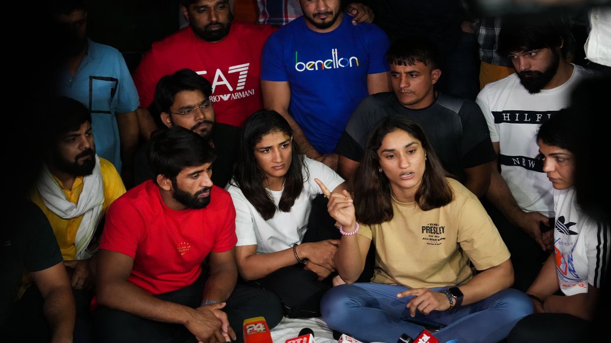 Wrestlers spend night at Delhis Jantar Mantar, demand arrest of WFI chief