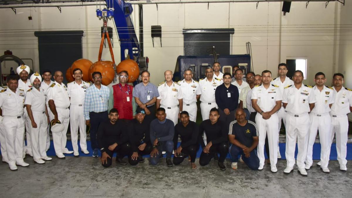 Navy, ISRO Join Hands For Gaganyaan Recovery Training Plan Navy, ISRO Join Hands For Gaganyaan Recovery Training Plan