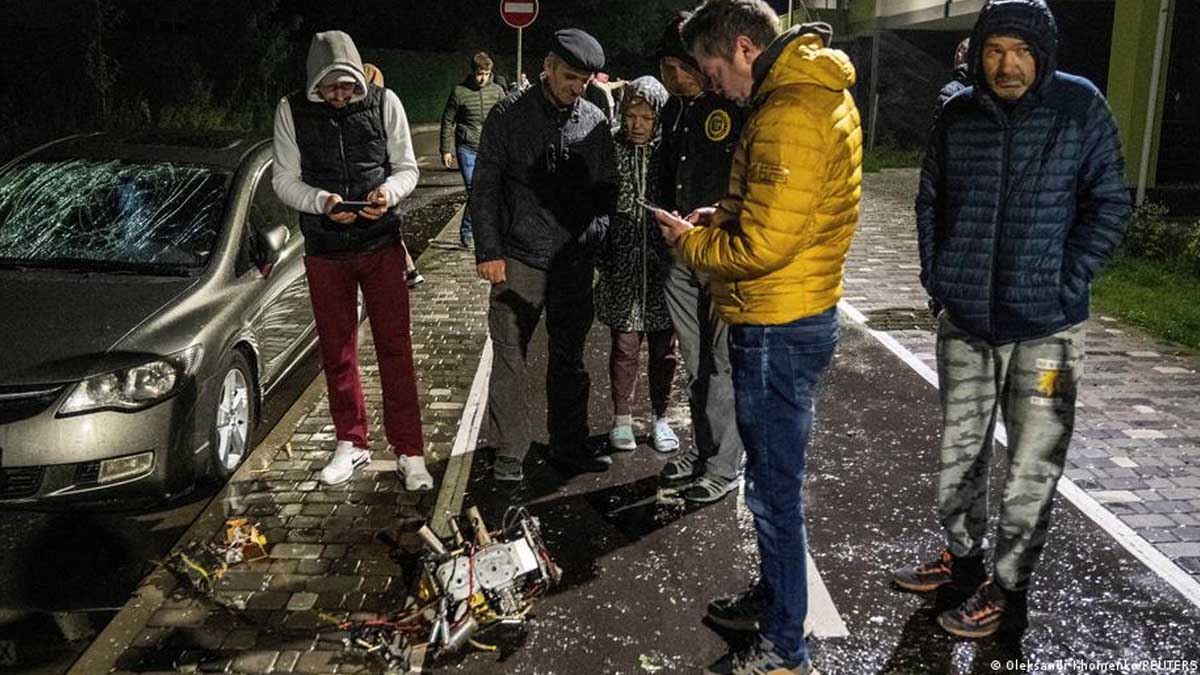 Ukraine updates: Russia launches new wave of air strikes Ukraine updates: Russia launches new wave of air strikes