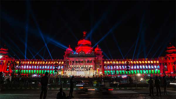 Close Battle Between Congress-BJP 