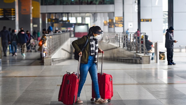 How Self Baggage Drop Facility At Delhi Airport Will Reduce Wait Time For Passengers