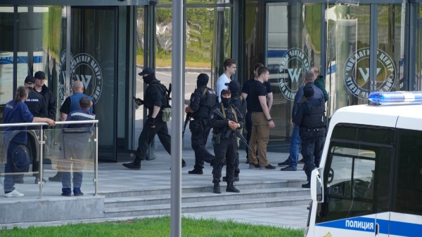 Mercenary Chiefs Forces Advance Toward Moscow as Putin Vows Harsh Punishment