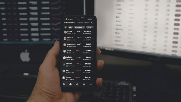 Craving 10x Return Potential? Look No Further Than Caged Beasts, Avalanche, and Litecoin