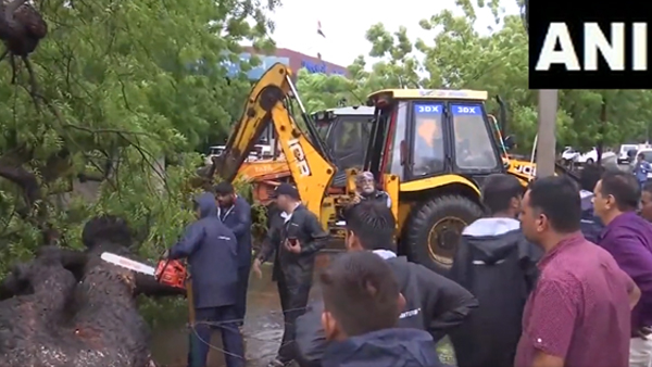 Cyclone Biparjoy Batters Gujarat Coast; 2 Dead, 23 Injured
