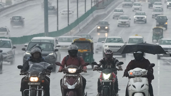 Morning Rain Throws Delhi Out of Gear, Several Stretches Submerged
