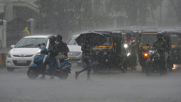 Goa Witnesses Heavy Rains, IMD Issues Yellow Alert for Coastal State Goa Witnesses Heavy Rains, IMD Issues Yellow Alert for Coastal State