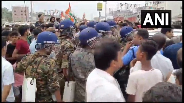 TMC panchayat Poll Candidate Beaten to Death in Bengals Malda District 