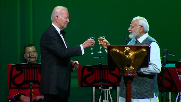 Indias Prime Minister Narendra Modi offers a toast during a State Dinner with President Joe Biden at the White House in Washington