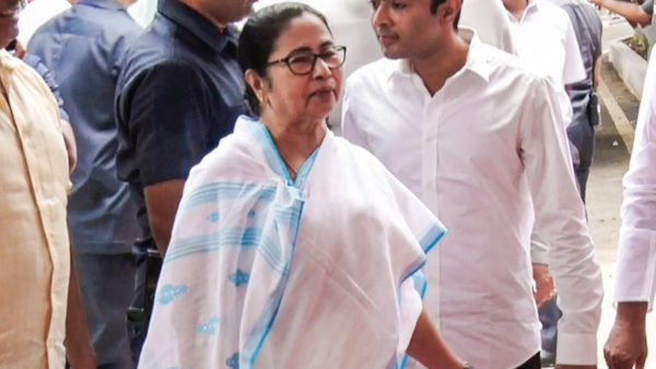 There Will Be No Polls In Future If This Dictatorial Govt Returns: Mamata at Oppn Meet