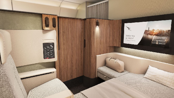 In A First, Qantas Airways Introduces Communal Lounge For Long-Haul Flights [Picture Tour]