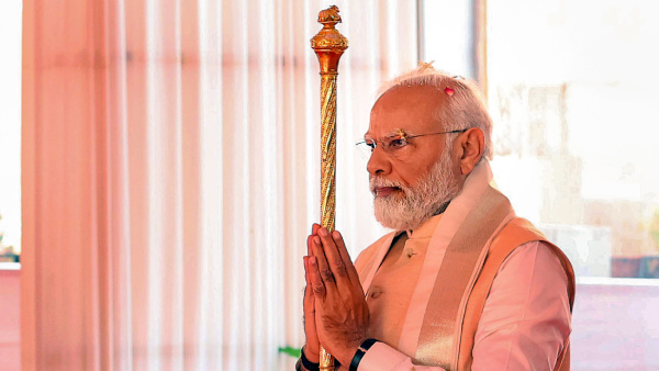 Siddu Refuses To Accept Periyar Sceptre From TN Group