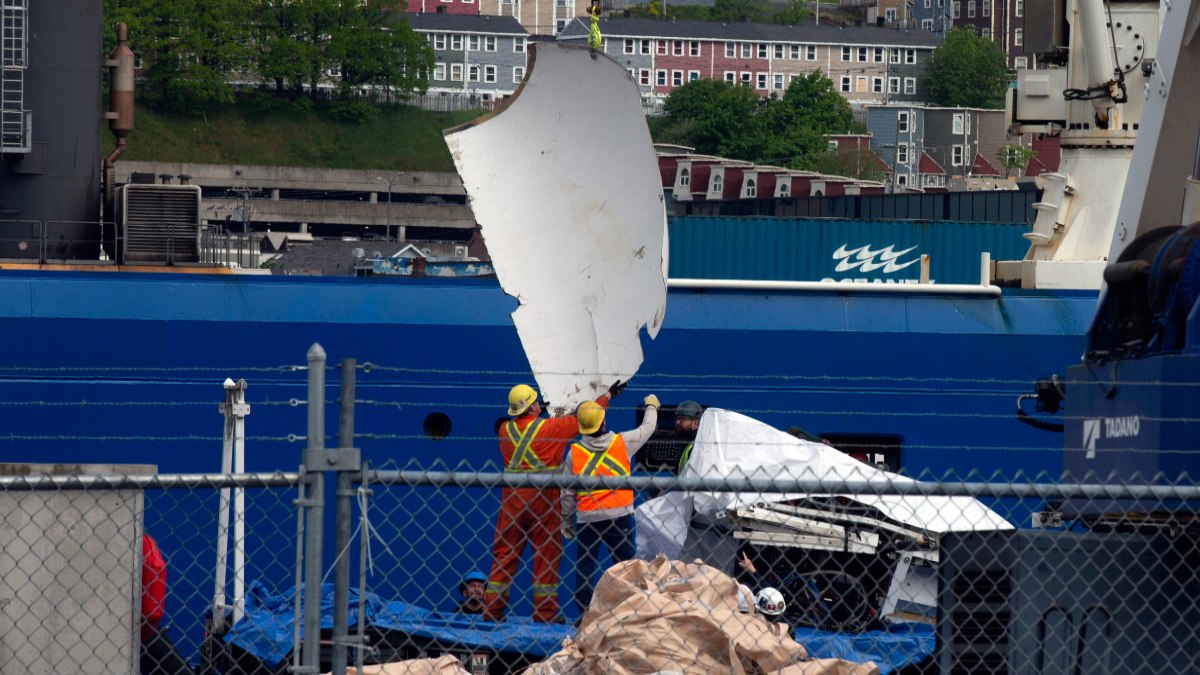 Presumed Human Remains Inside Titanic Submersible Wreckage, says US Coast Guard Presumed Human Remains Inside Titanic Submersible Wreckage, says US Coast Guard
