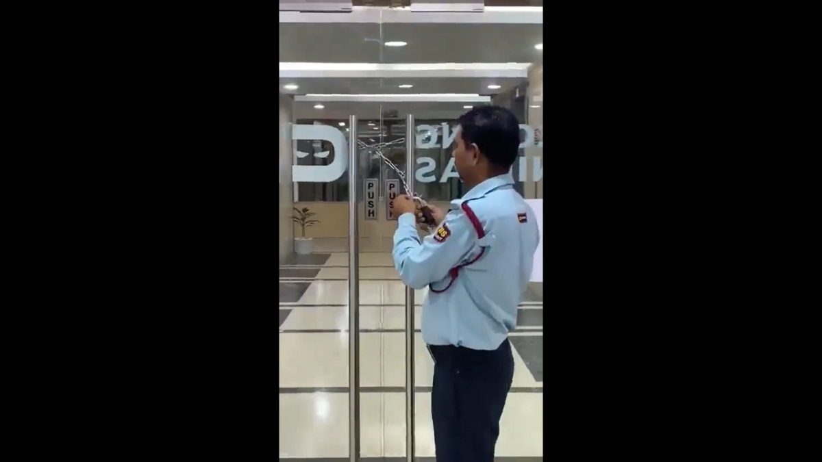 Video grab Video grab