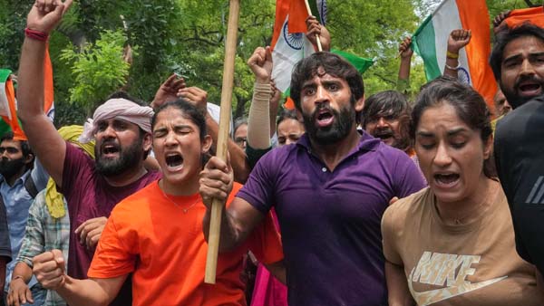 Wrestlers Didn’t Make Hate Speeches Or Commit Cognisable Offence: Delhi Police To Court