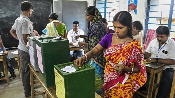 EC Announces Repolling For Purulia, Birbhum, Jalpaiguri, South 24 Parganas
