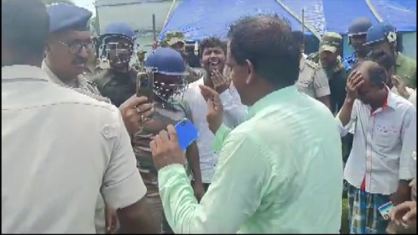 West Bengal Panchayat Polls: Two Children Injured In Crude Bomb Blast In Bhangor