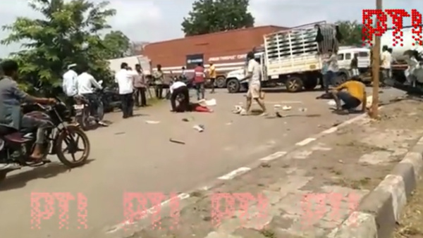 Shocking Video Of Maharashtra Highway Accident Surfaces Online
