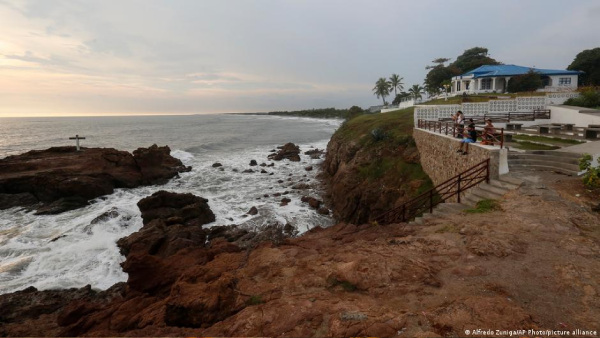 Earthquake rocks Central America