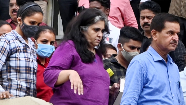 2002 Gujarat Riots Case: SC Refers Teesta Setalvads Plea for Interim Bail to 3-Judge Bench