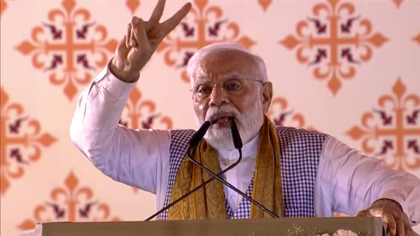 Congress Means Loot ki Dukaan and Jhooth ka Bazaar: PM Modi