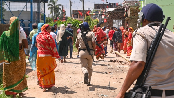 Violence rocks Bengals Panchayat Polls, 12 Dead Amidst Allegations of Strong-Arm Tactics