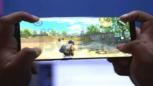 Pakistan Woman Meets Indian Man Through PUBG; Lands In India With 4 Children