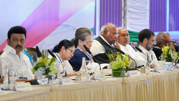 Sonia Gandhi Set To Play Key Role In Bengaluru Opposition Meet