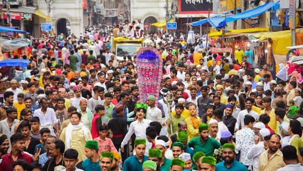 UP: 2 Dead, 52 Injured Due To Electrocution During Tazia Procession In Amroha