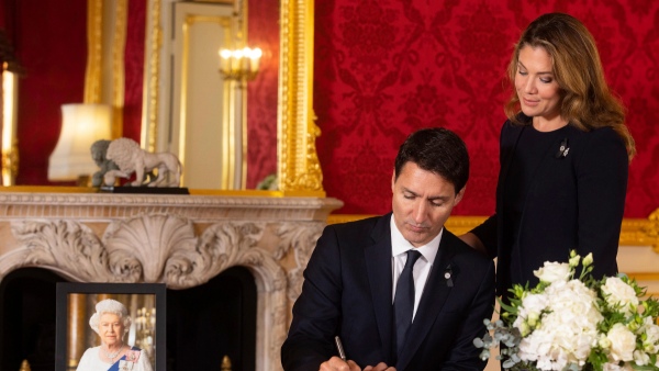 Canadian PM Justin Trudeau And Wife Sophie To Call It Quits After 18 Years Of Marriage