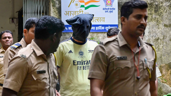 Know About The 3 Passengers Shot Dead by A Railway Cop