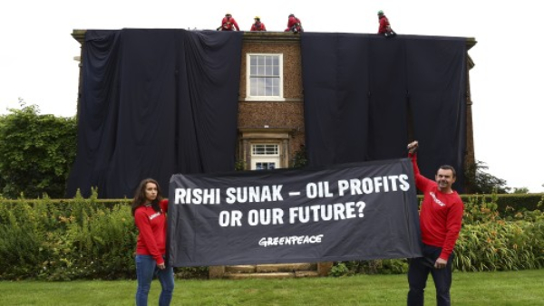 Protestors Stage Campaign Against Oil Policy At Rishi Sunaks London home