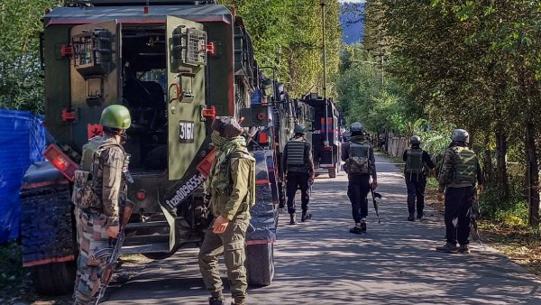Anantnag Gunfight Over; Lashkar Commander Among 2 Terrorists Killed: J-K Police