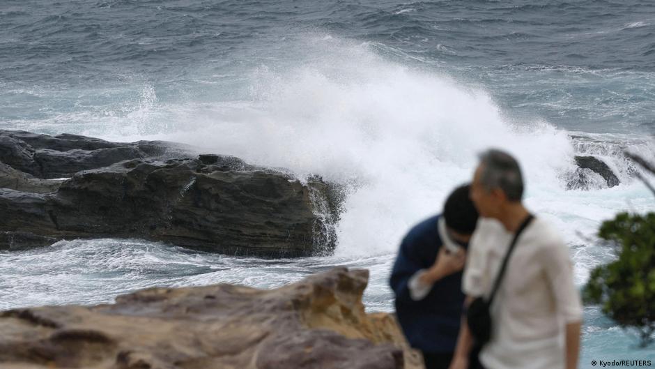 Taiwan braces for typhoon Haikui